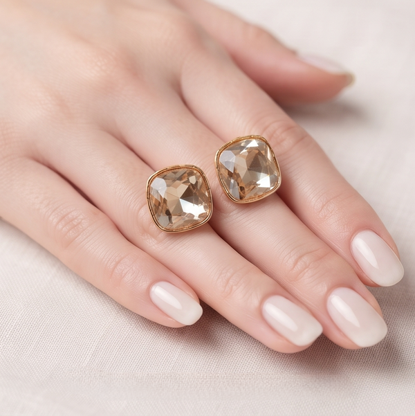 Cushion Studs