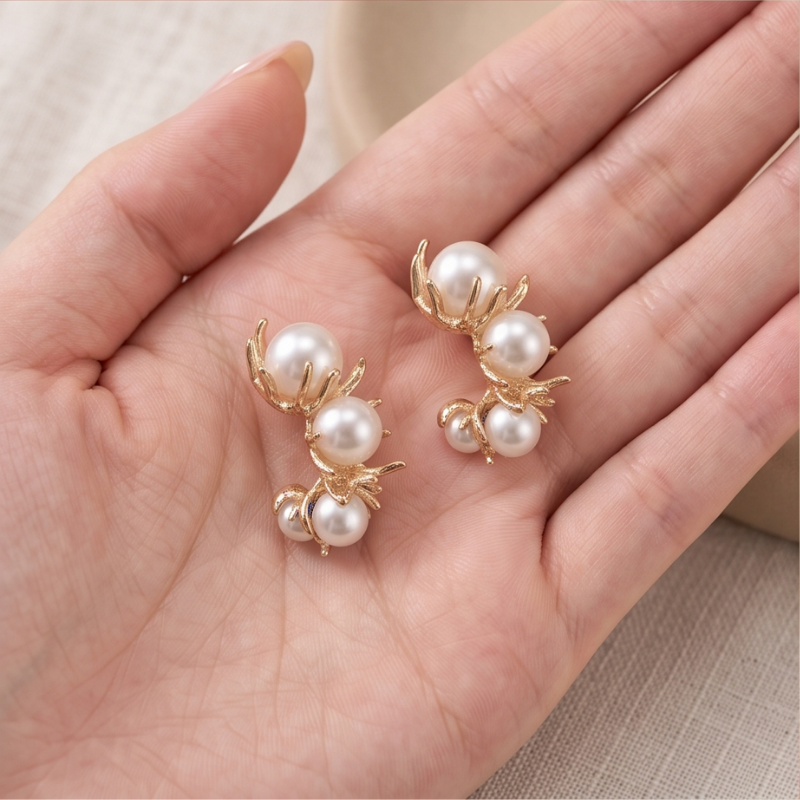 Pearl & Branch Climbers