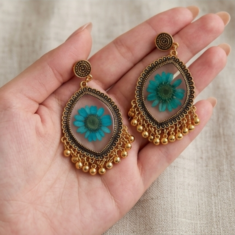 Single Blue Bloom Gold Drops