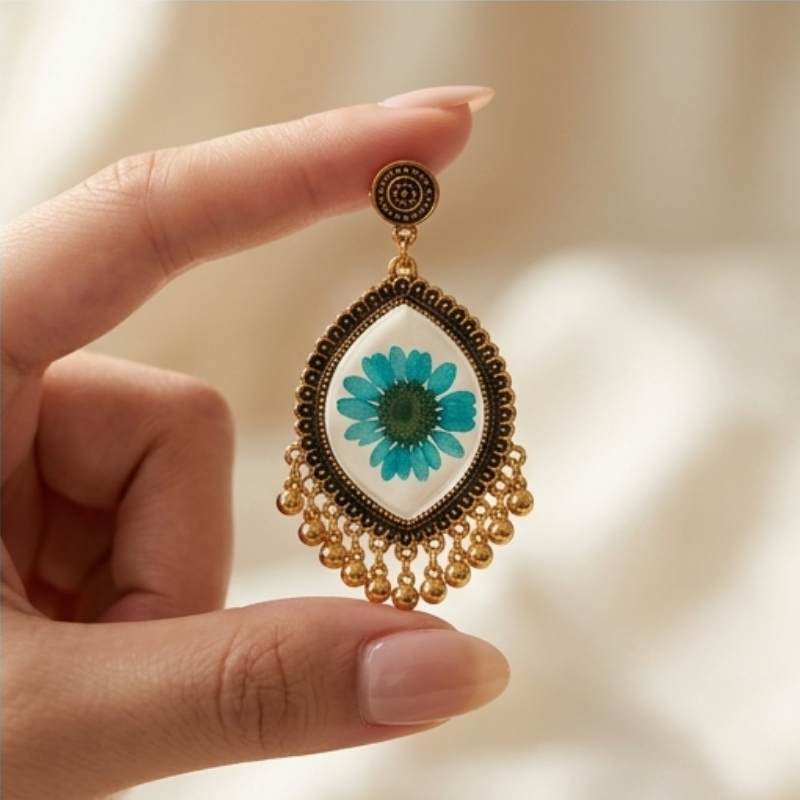 Single Blue Bloom Gold Drops