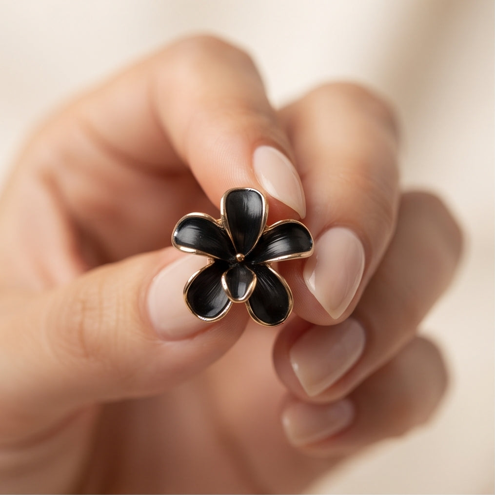 Petal Noir