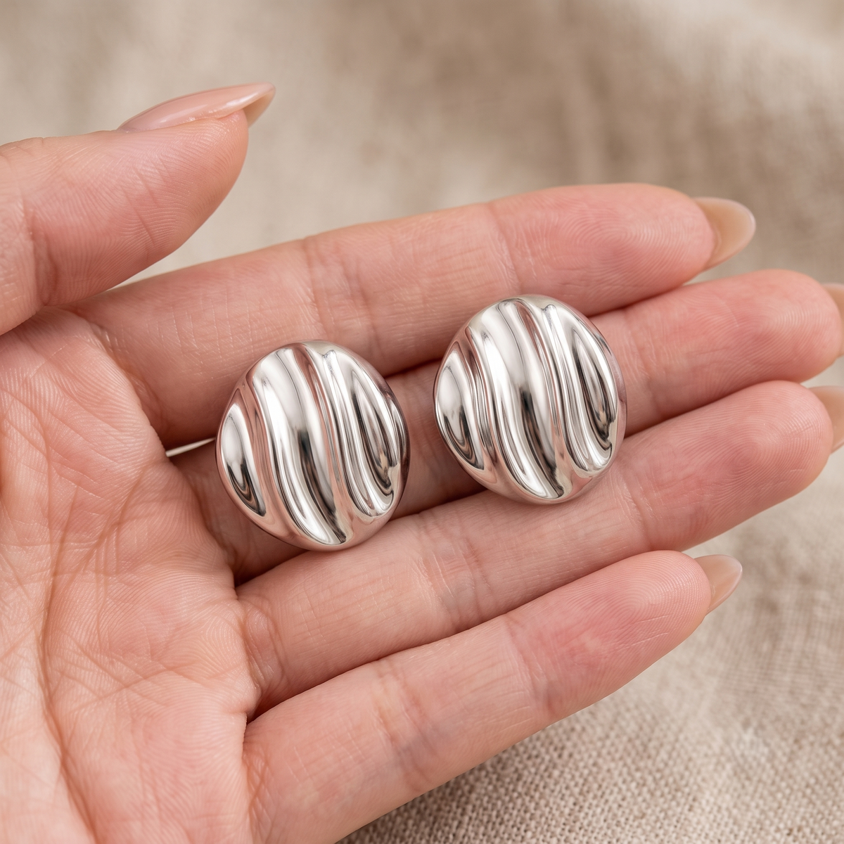 Grooved Solver Button Studs